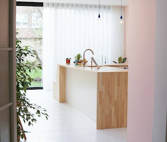 Waarom kleur en materiaal in huis steeds persoonlijker worden